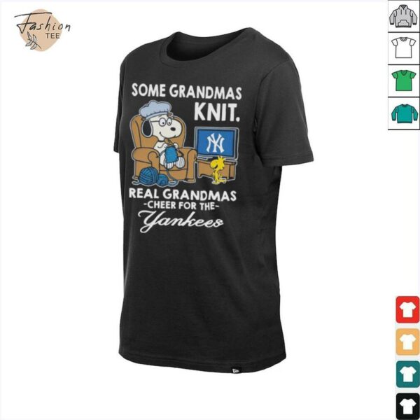 Official Snoopy And Woodstock Some Grandmas Knit Real Grandmas Cheer For The New York Yankees Sofa TV T shirts