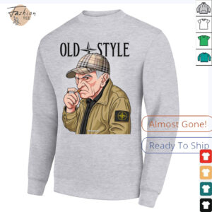 Old Style Man with Cap Graphic T Shirt2
