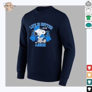 Life Is Better Lions Snoopy Hug Detroit Lions Logo T shirt