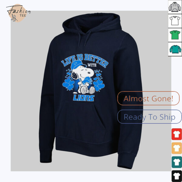 Life Is Better Lions Snoopy Hug Detroit Lions Logo T shirt